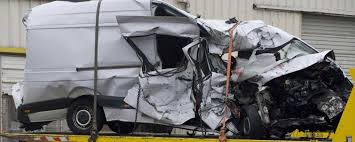 Deux poids lourds et une voiture sont entrés en collision. Collision Dans L Allier 12 Tues Sur La Rcea La Route De La Mort