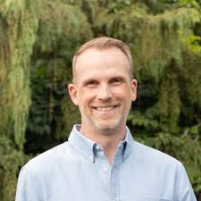 I am absolutely thrilled to announce that I have joined the partnerships  team at Dialogue. Being part of a company that is so passionate about the  holistic health and well-being of Canadians