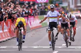 He rides on a size 52cm tarma sl6 carbon frame. Julian Alaphilippe Roglic Is The Man Who Wins In Liege Autobala
