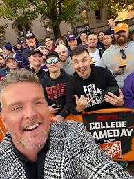 Shane NoLand (@JShaneNoland)