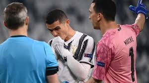 The dutchman, 48, was …. Penampilan Buruk Masa Depan Cristiano Ronaldo Di Juventus Suram Belum Ada Opsi Perpanjangan Kontrak Halaman 2 Tribun Pekanbaru