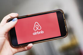 Airbnb is moving ahead with plans to go public just months after the pandemic upended the travel industry and forced the startup to lay off a quarter of its workforce. Airbnb Ipo Why It S Going Public During Coronavirus Bloomberg
