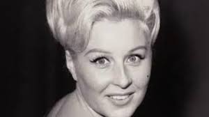 Barbara Law : My Heart Escapes To You