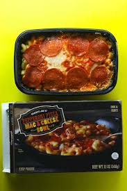 Trader Joe S Pepperoni Pizza Mac And Cheese Mac And Cheese Trader Joes Pepperoni