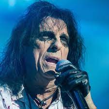 I walk the linejohnny cash. Alice Cooper Findet 40 Jahre Altes Gemalde Von Andy Warhol Stern De