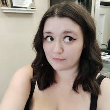 Hey girls!! I'm curious if anyone else has had this experience. I attended  a bridal expo in Lexington at the clerestory last month. I got this message  last night and I'm not