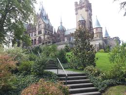 Der bauherr, stephan von sarter, hat hier niemals gewohnt: Drachenfels Mit Schloss Drachenburg Emmerich Am Rhein