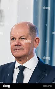 Frank allen hi-res stock photography and images