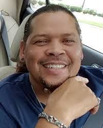 Robin Vinyard's Instagram, Twitter & Facebook