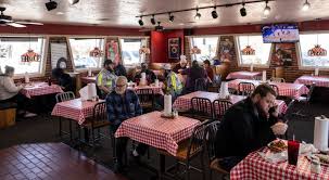 ‘We kind of lost our way’: Pizza Hut is reviving its classic dine-in experience in an attempt to lure back delivery-obsessed consumers