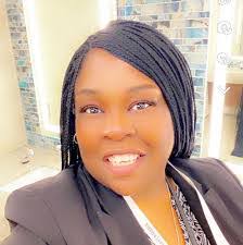 Willa Jones's Instagram, Twitter & Facebook