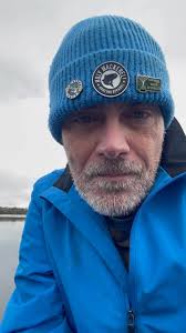 Thankfully the hook came out and he was away for himself 😂😂some power  though 💪💙🧢👊 #voodootraces #fishing #bluehat #birds