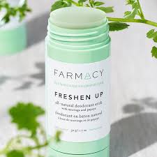 We had a hard time finding an effective, truly natural deodorant, so we made one! Sephora So Fresh So Cleanatsephora Meet Farmacybeauty S New Freshen Up All Natural Deodorant It S Formulated Without Aluminum And Baking Soda Glides On Buro 24 7 Malaysia