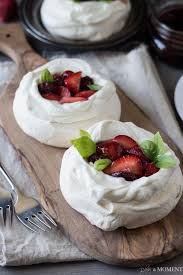 Pavlova Nigella Food Photography In 2020 Dessert Recipes Pavlova Recipe Pavlova Dessert
