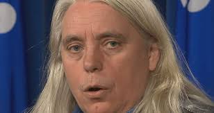 Manon massé has announced she is stepping down as québec solidaire (qs) parliamentary leader. La Meme Photo De Manon Masse Everyday Home Facebook