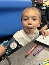 We are overjoyed to announce that parents have been found! Thanks Gan Kalu  and the community.