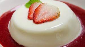Dessert populer ini biasanya diberi topping stroberi dan buah untuk camilan saat libur akhir pekan atau sajian pencuci mulut saat kumpul keluarga kamu bisa bikin puding lembut segar ini. Cara Membuat Panna Cotta Berikut Kumpulan Bahan Dan Resep Mengolahnya Tribunnews Com Mobile