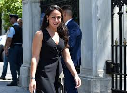 Huge savings up to 80% & free shipping orders $59+. Domna Mixahlidoy Giwrgos Kwtshras Emboliazontai Me To Astrazeneca In Gr