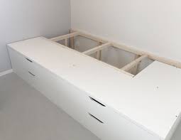 Lukijatoive Ikea Hack Sanky Sailytys Oblik Ikea Storage Bed Ikea Hack Bedroom Ikea Bed Hack