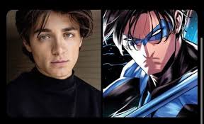 Asher Angel, qui a joué Billy dans Shazam, a récemment posté un gif de  Nightwing sur Twitter. Pourrait-il préparer quelque chose ? : r/DC_Cinematic