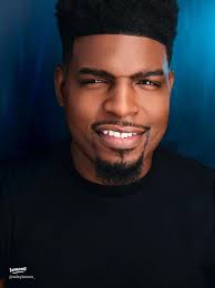 Crafting the Perfect Actor Headshot for Realtors