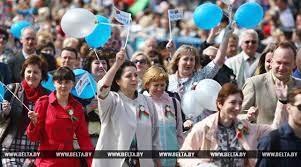 Moreover, a male height of 6'1 (185cm) is considered tall and a height of 5'7 is considered tall in women. The Average Belarusian Who Is He Actually It S She Belarusdigest