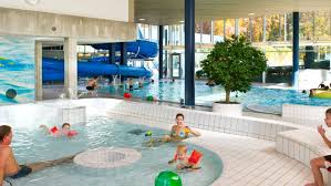 In dieser zeit wurde viel renoviert. Schwimmbad In Zurich Und Umgebung Famigros