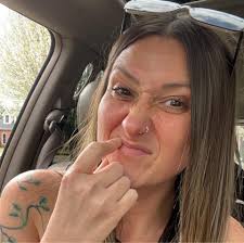 ISO: someone that does home organizing to help with my teenage daughters  room😀