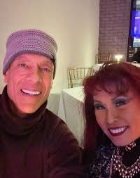 Flashback Friday with Dion Mial! Happy Holidays everyone!! #goodfriends #gq  #toohandsome #soultrainfans #soultraindancer #soultrain  #asiangirlwiththelonghair