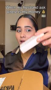 Sara money 💴 @mynykaa sale mai gaye 😂#relatable #nykaacosmetics #nykaa  #shopping #instagram #viral #reel #instagramreels #funny #video #fyp  #explorepage✨ #trendingreels #mekup #viralvideos