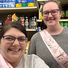 Holly Olmstead and Thomas Jumper's Wedding Website