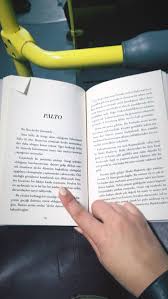 Hepimiz Gogol Un Palto Sundan Ciktik Gogol Palto Kitap Okuma