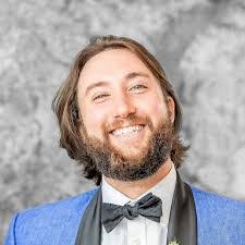 Tina Hampshire's Instagram, Twitter & Facebook