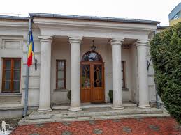 The mihail kogălniceanu university is a private university in iaşi, romania. Ziua Culturii NaÈionale La Muzeul Memorial Mihail KogÄlniceanu Buna Ziua Iasi Bzi Ro