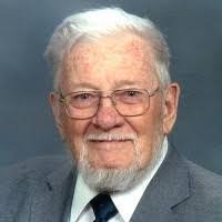 Rebecca Stoops's Instagram, Twitter & Facebook