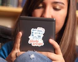 Sticker livres et café, lire est magique, Booktrovert, livre épicé, Sticker  amateur de livres, livres et café, cadeau club de lecture, cadeau rat de  bibliothèque