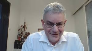 Season 4, Episode 18: “I want it to seem mysterious, even to me.”