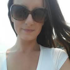 Ariel Maxwell (@ArielMaxwelll)