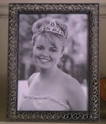 Includes character biography, gallery, and a complete list of episode appearances. Paula Merral Psych Wiki Fandom