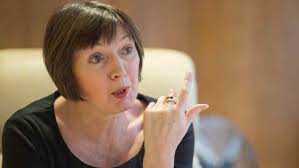 Ministers 'caving in' to unions