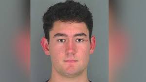 Atlanta man drives to South Carolina to lower Confederate flag