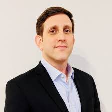 Dustin Ramey's Instagram, Twitter & Facebook