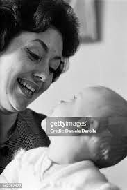 13 Eric Van Aro Stock Photos, High-Res Pictures, and Images