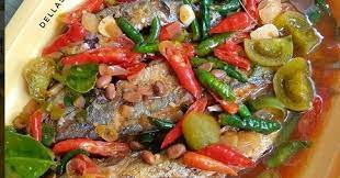 4 ekor ikan kembung, sayat permukaan ikan dan potong menjadi 2 bagian 1 sdm air asam jawa 1 sdt garam 4 sdm tauco manis 1 1/2 sdm kecap 4. Resep Ikan Masak Tauco Baca Resep