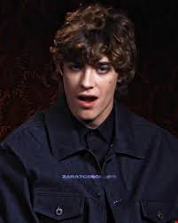 HE IS SO FINE #babynetflix #babynetflixedit #lorenzozurzolo  #lorenzozurzoloedit #niccologovender#niccolorossi #theonott #niccolobaby  #niccolobabyedit