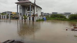 Banjir malaysia hari ini banjir kilat di kuala lumpur kesesakan lalu lintas berlaku di sekitar ibu negara petang ini selepas. Hujan Lebat Laut Pasang Serentak Punca Banjir