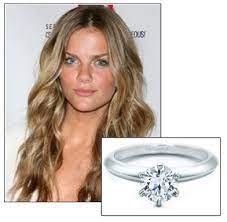 Brooklyn Decker Engagement Ring Cool Blonde Hair Colour Casual Wedding Hair Summer Hair Color