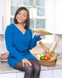 Hey Health Coaches Dietitians Nutritionists Fitness Trainers Did You Know That You Re More Likely To Rece Health Coach Nutritionist Dietitian Photoshoot