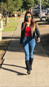 Juhi Senguptas trendy style statement | Times of India