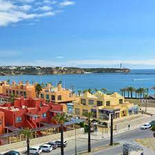 Whether there is a direct bus route to portimão depends on which city you are traveling from. Portimao Portugal